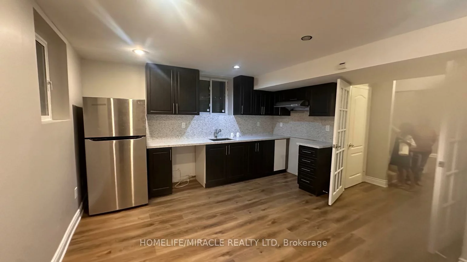 7100, Walworth, Meadowvale Village, Mississauga