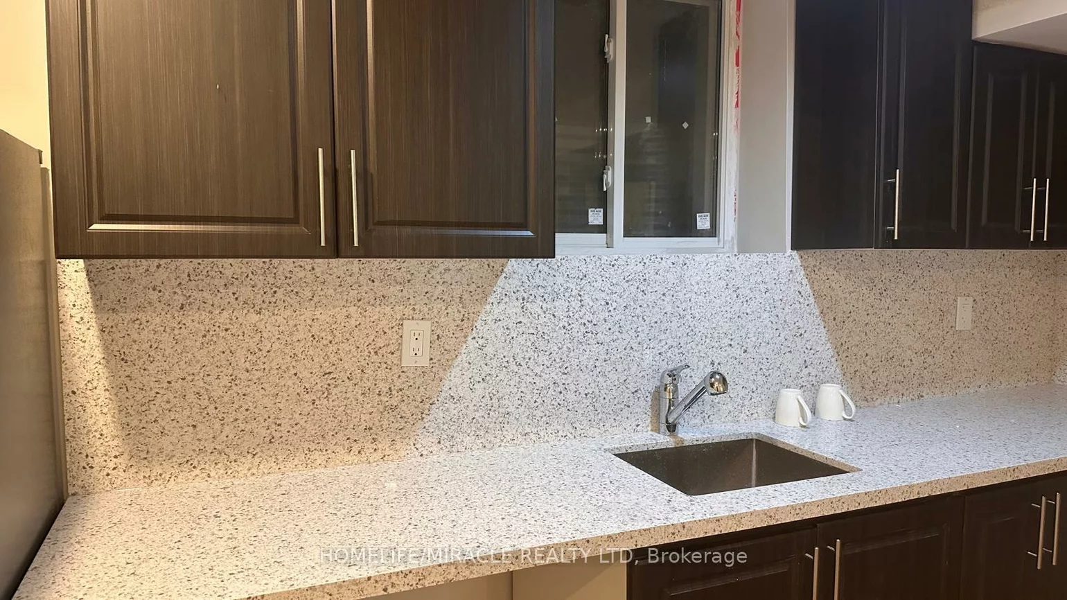 7100, Walworth, Meadowvale Village, Mississauga