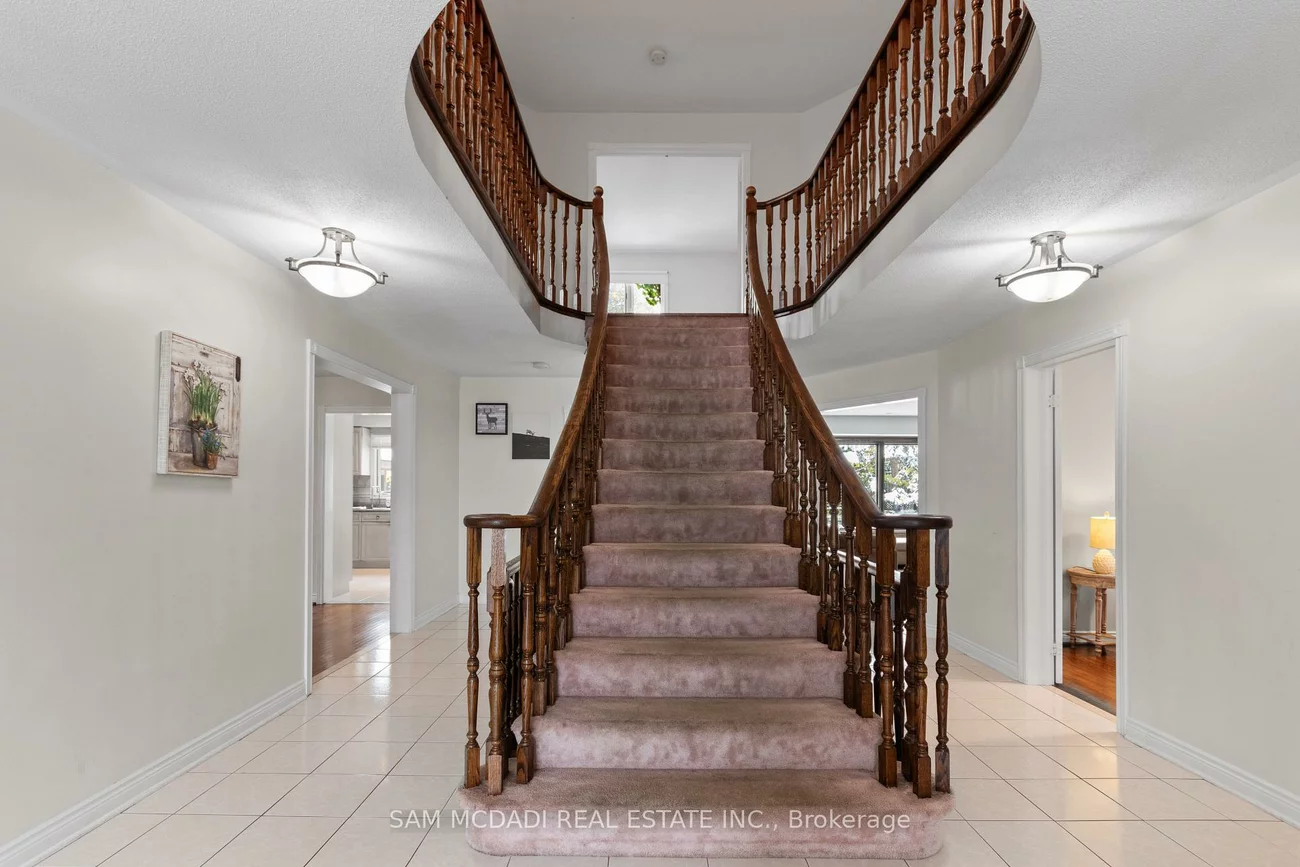 2556, Hammond, Sheridan, Mississauga