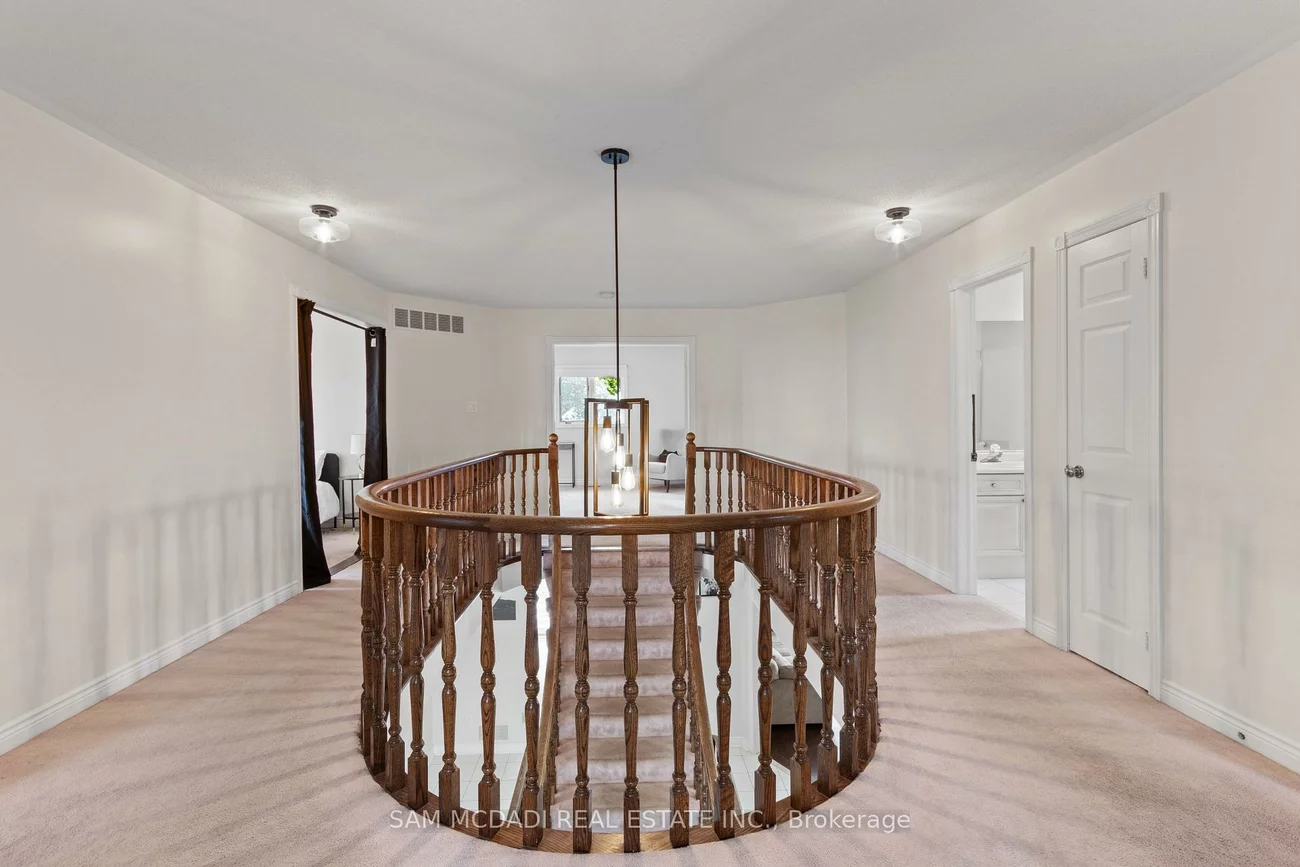 2556, Hammond, Sheridan, Mississauga