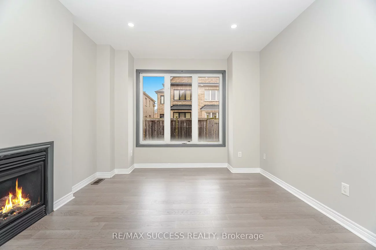 3056, Doyle, Churchill Meadows, Mississauga