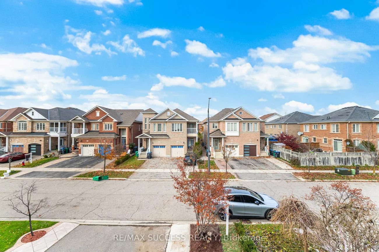 3056, Doyle, Churchill Meadows, Mississauga
