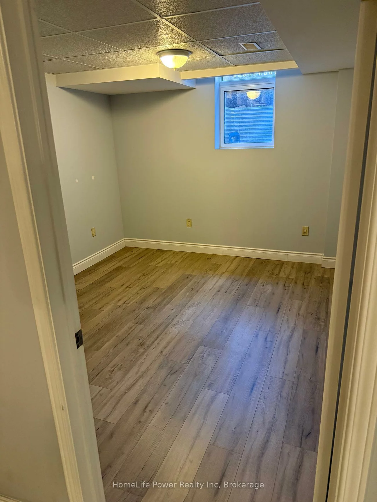 3702, Densbury, Lisgar, Mississauga