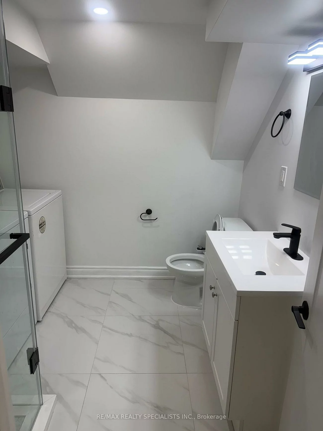 2593, Widemarr, Clarkson, Mississauga