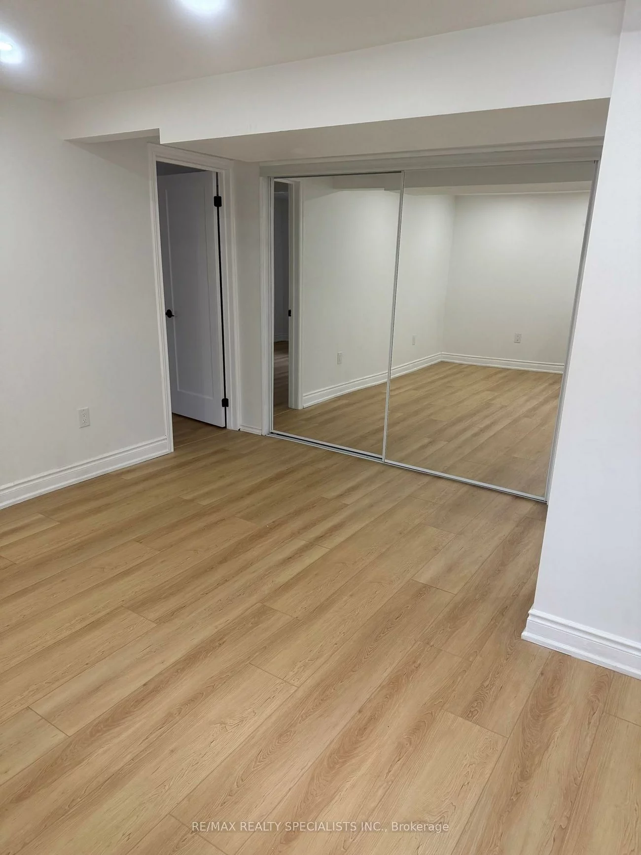 2593, Widemarr, Clarkson, Mississauga