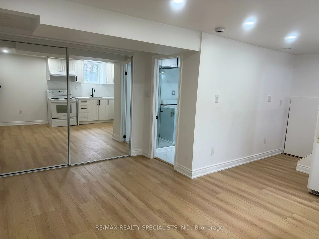 2593, Widemarr, Clarkson, Mississauga