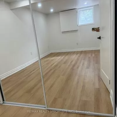 2593, Widemarr, Clarkson, Mississauga