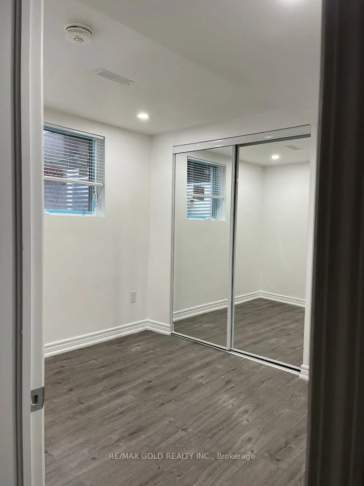 2946, Quetta, Meadowvale, Mississauga