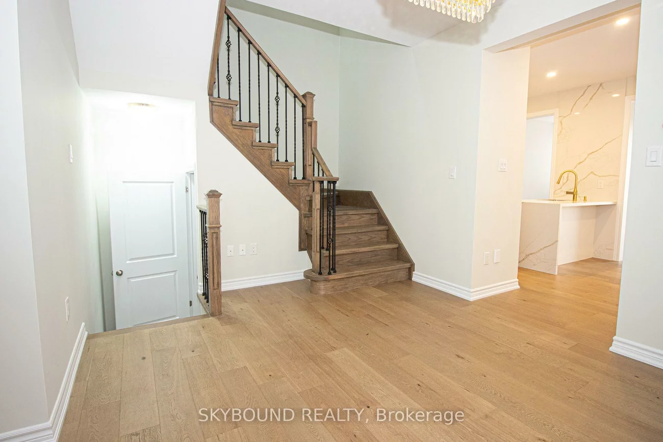 1299, Prestonwood, East Credit, Mississauga