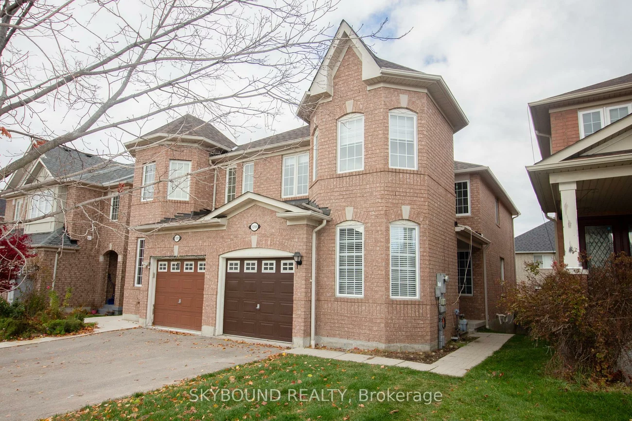 1299, Prestonwood, East Credit, Mississauga