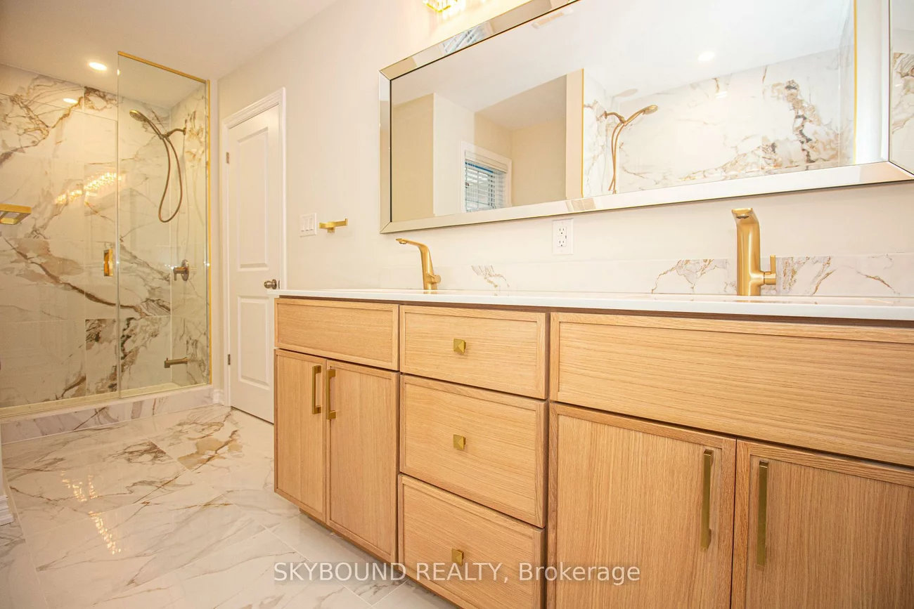 1299, Prestonwood, East Credit, Mississauga