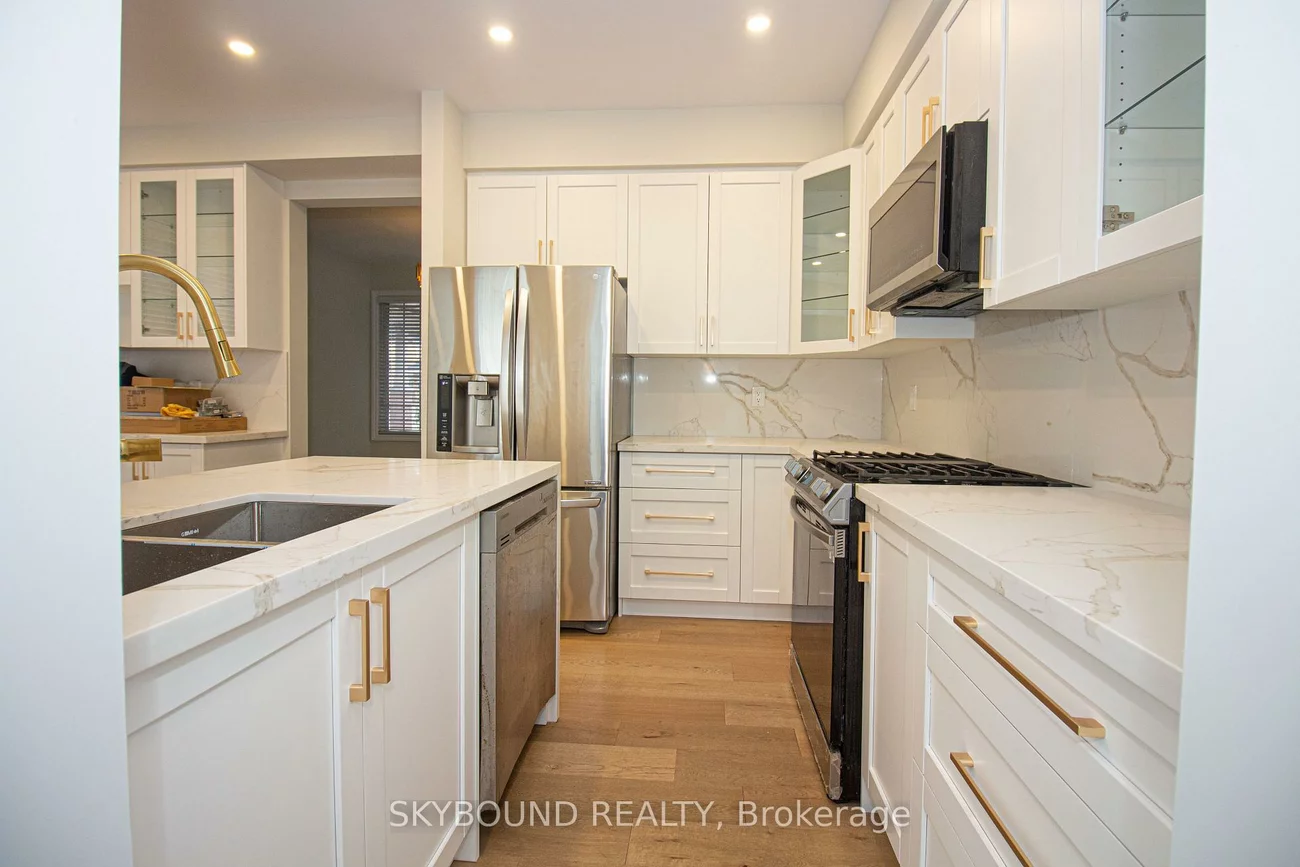 1299, Prestonwood, East Credit, Mississauga