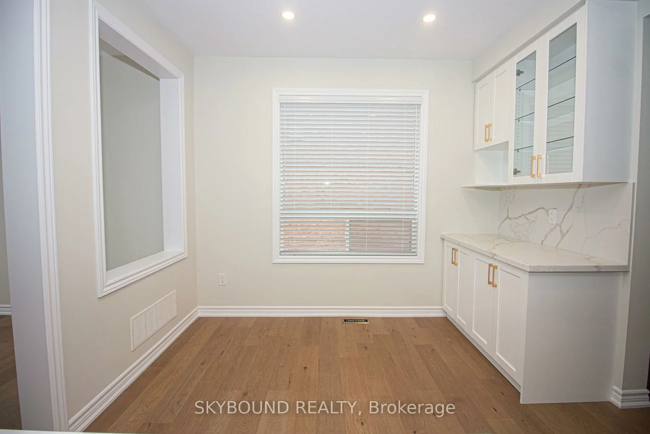 1299, Prestonwood, East Credit, Mississauga