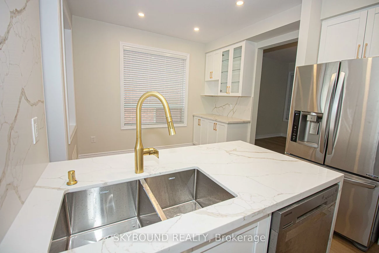 1299, Prestonwood, East Credit, Mississauga