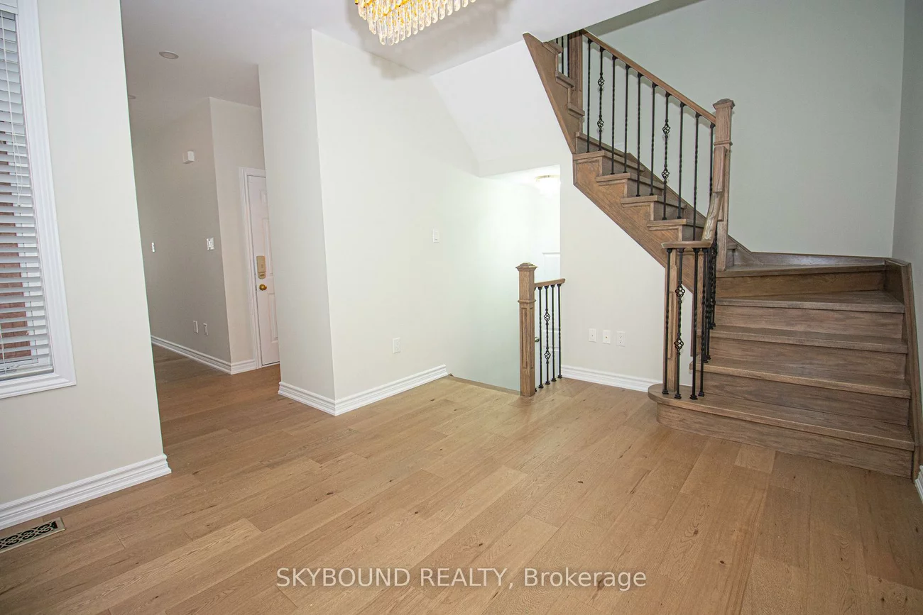 1299, Prestonwood, East Credit, Mississauga