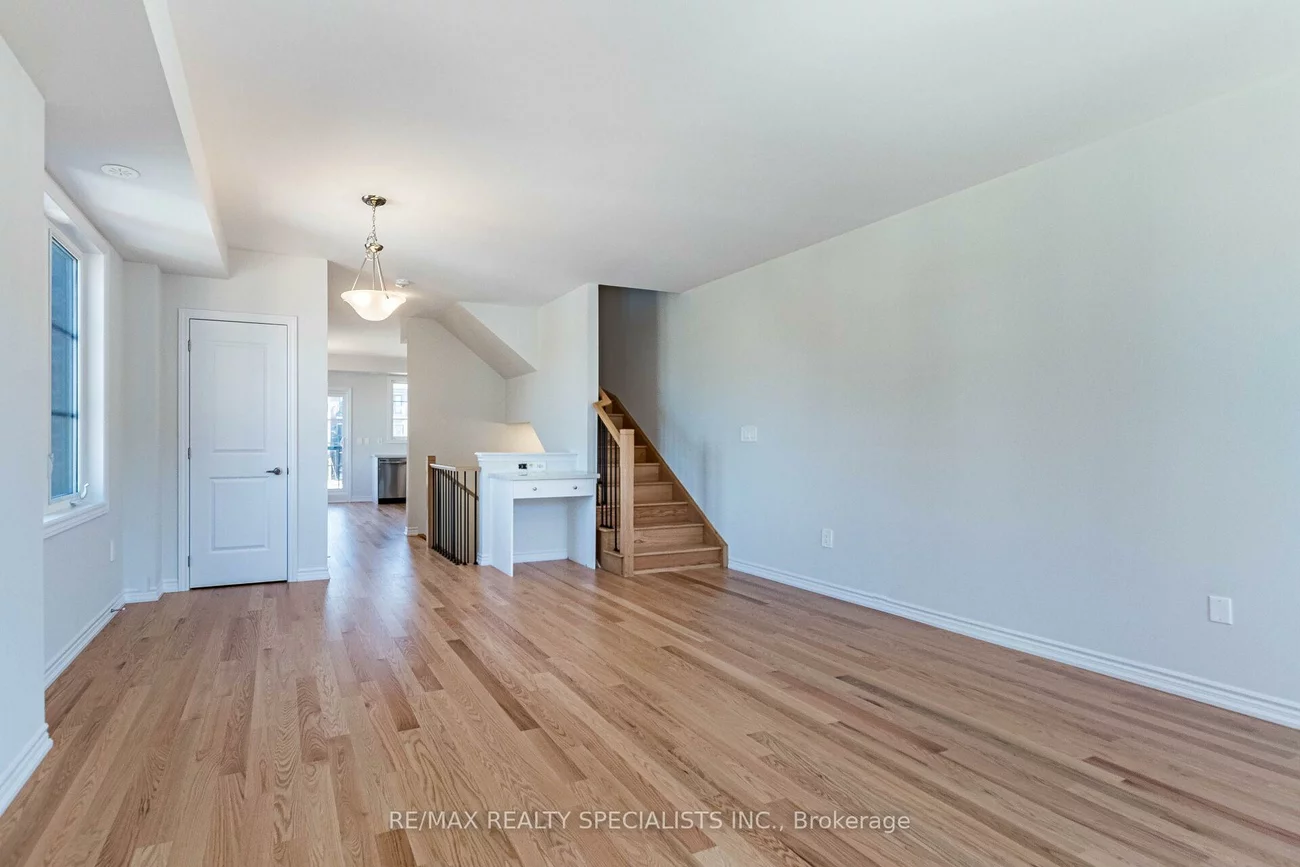 5966, Saigon, East Credit, Mississauga