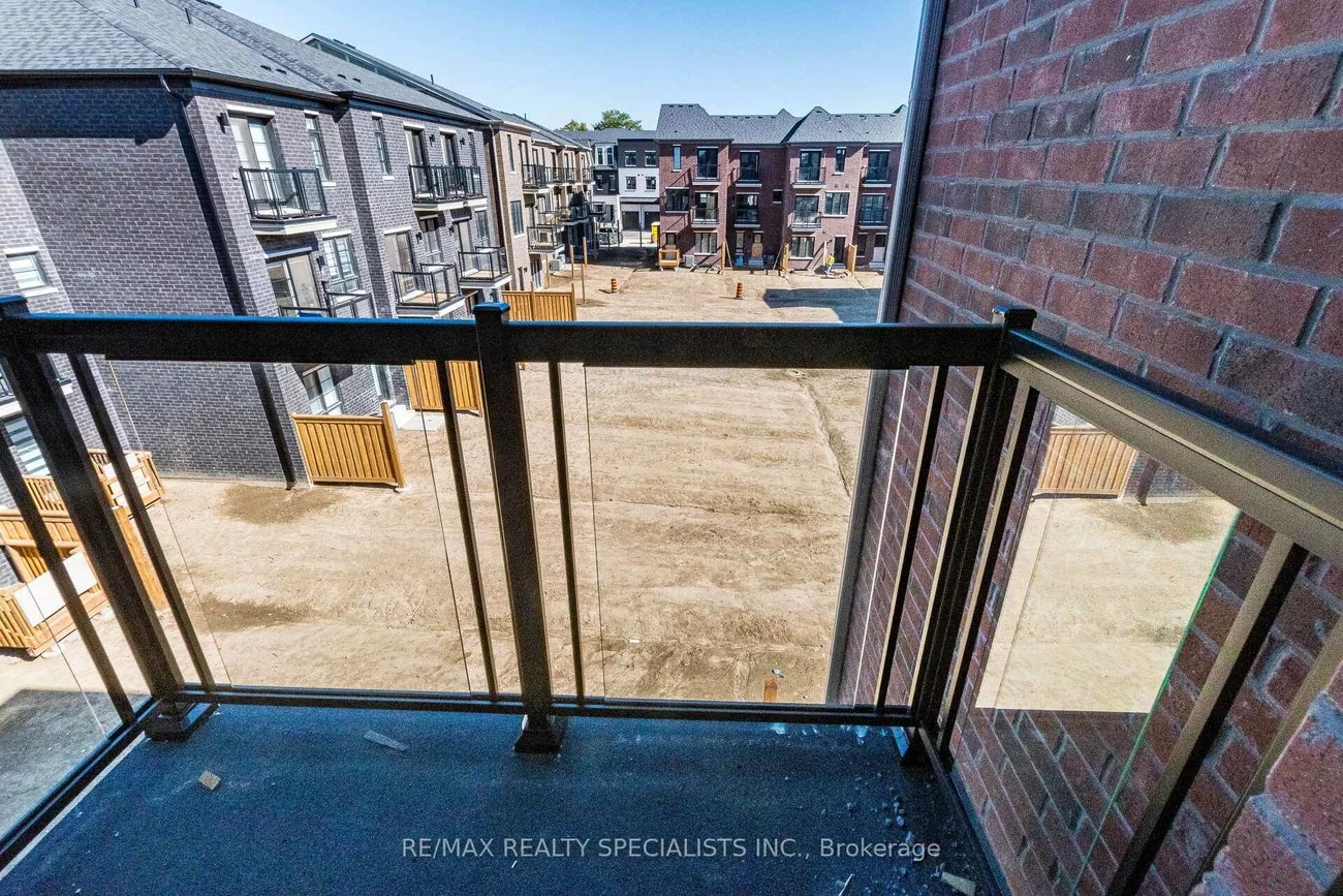 5966, Saigon, East Credit, Mississauga