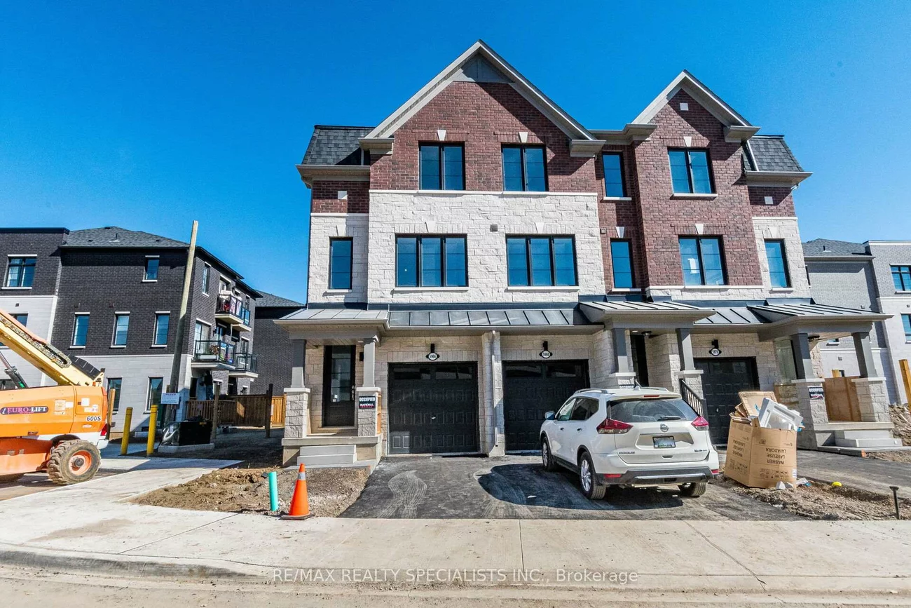 5966, Saigon, East Credit, Mississauga