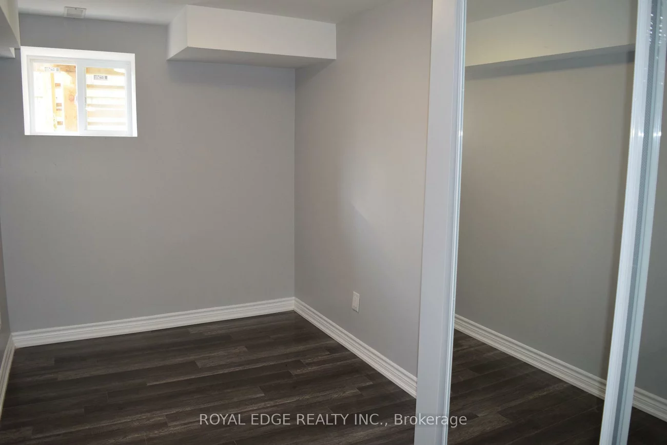 7435, Saint Barbara, Meadowvale Village, Mississauga