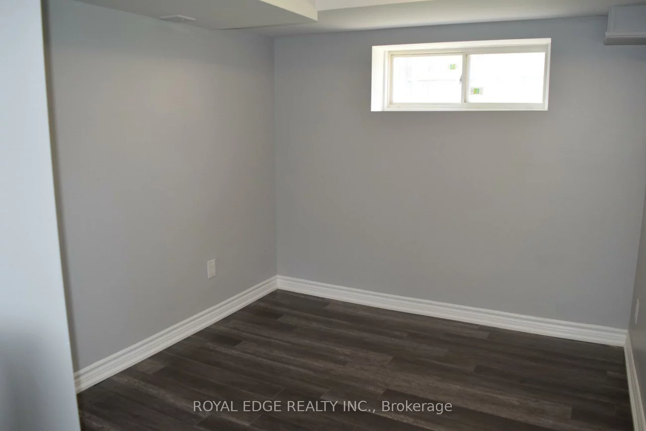 7435, Saint Barbara, Meadowvale Village, Mississauga