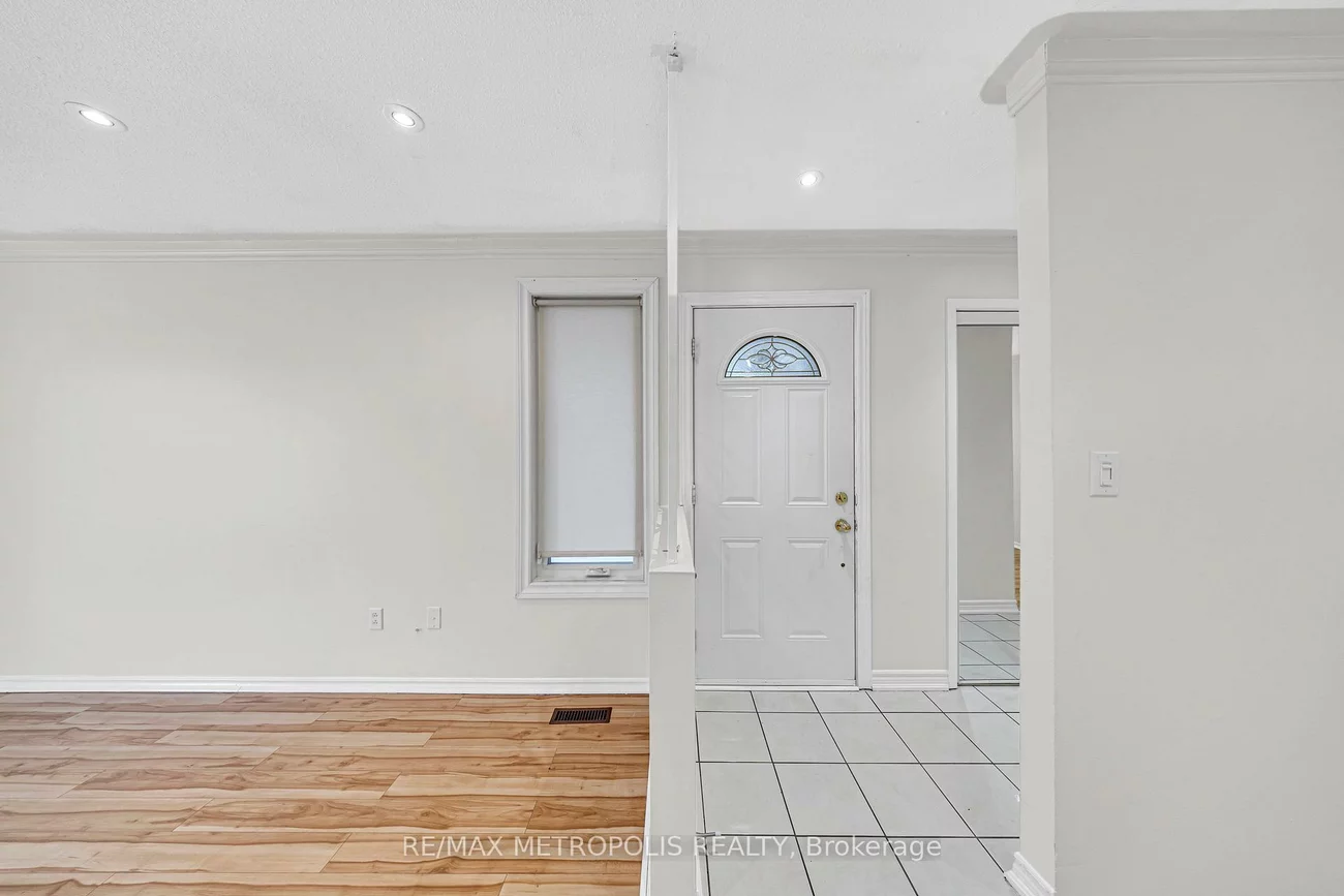 501, Daralea, Mississauga Valleys, Mississauga