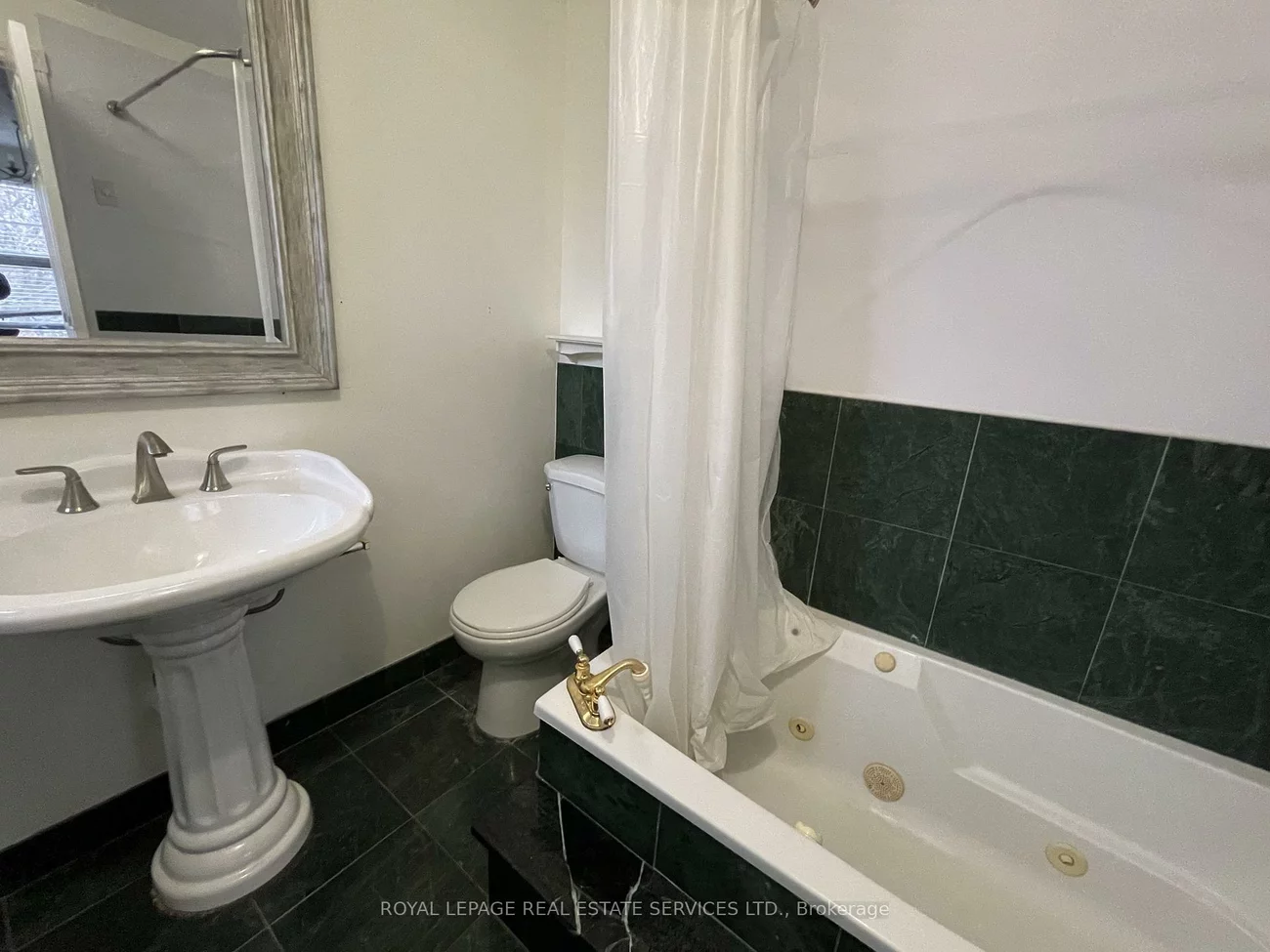 5171, Hidden Valley, East Credit, Mississauga