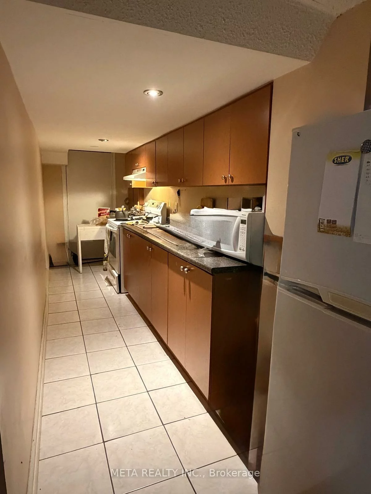 4757, Bluefeather, Bsmt., Hurontario, Mississauga