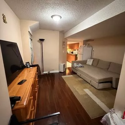 4757, Bluefeather, Bsmt., Hurontario, Mississauga