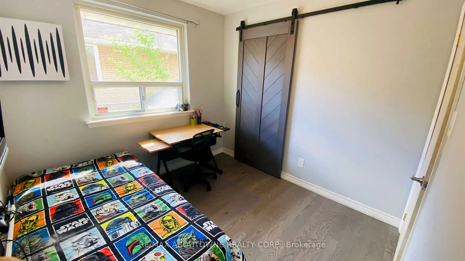 1601, Sandgate, Clarkson, Mississauga