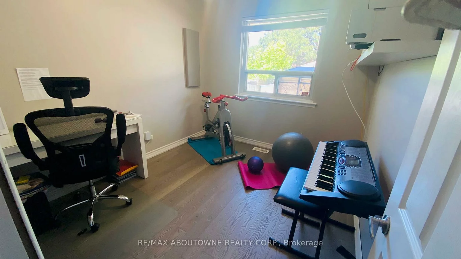 1601, Sandgate, Clarkson, Mississauga