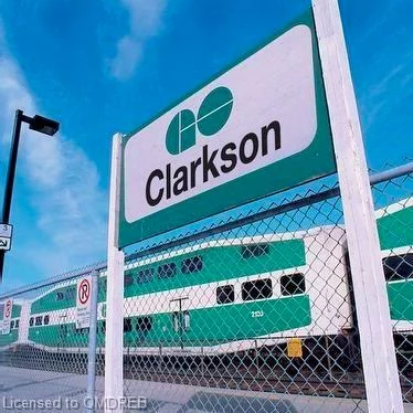 1601, Sandgate, Clarkson, Mississauga