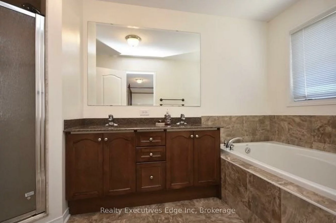 3364, Chief Mbulu, Churchill Meadows, Mississauga