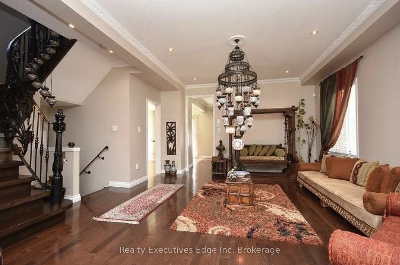 3364, Chief Mbulu, Churchill Meadows, Mississauga