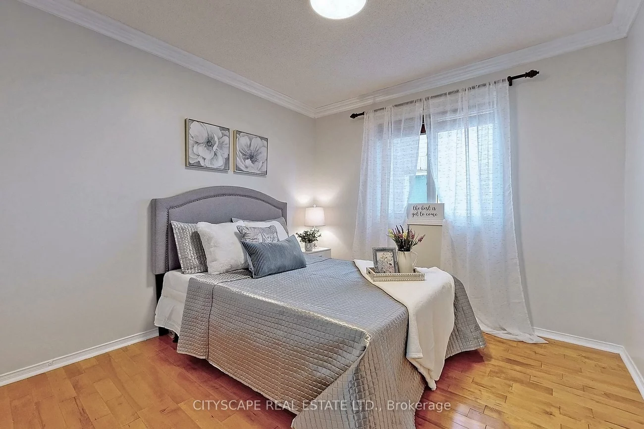 343, Wildgrass, Cooksville, Mississauga