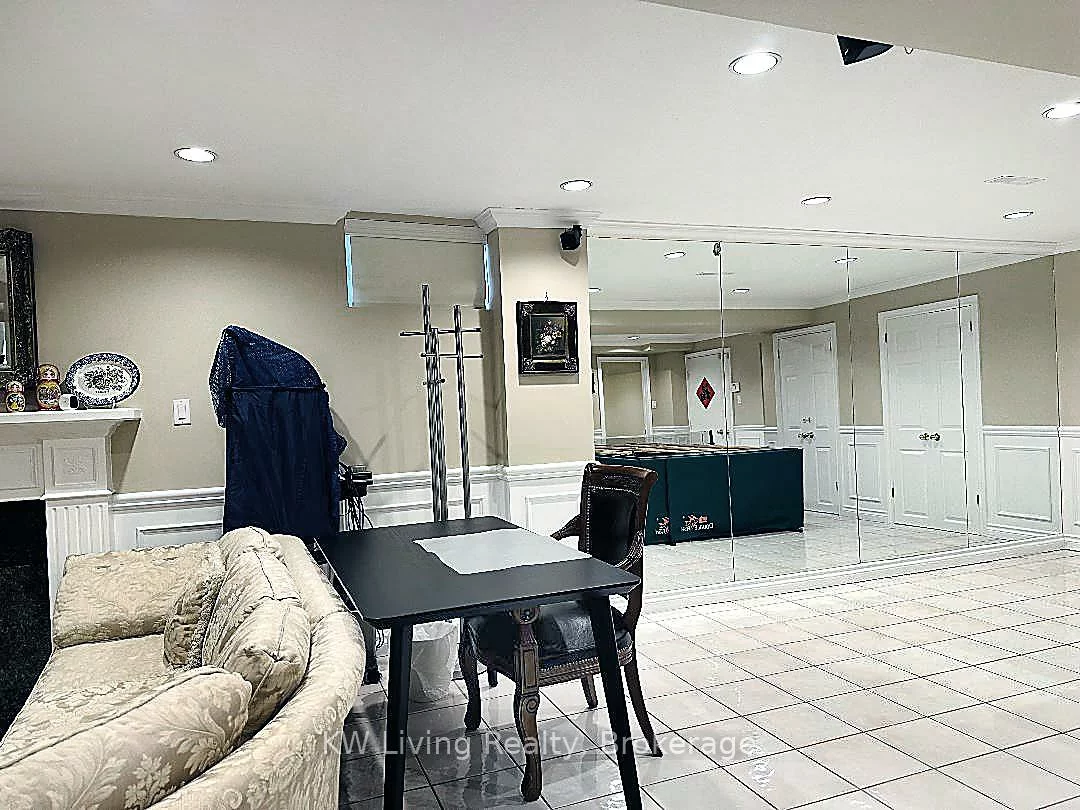 533, Greenpark, City Centre, Mississauga