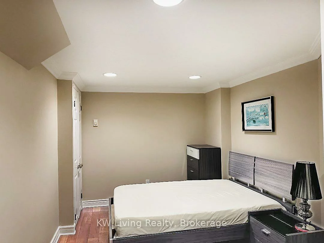 533, Greenpark, City Centre, Mississauga