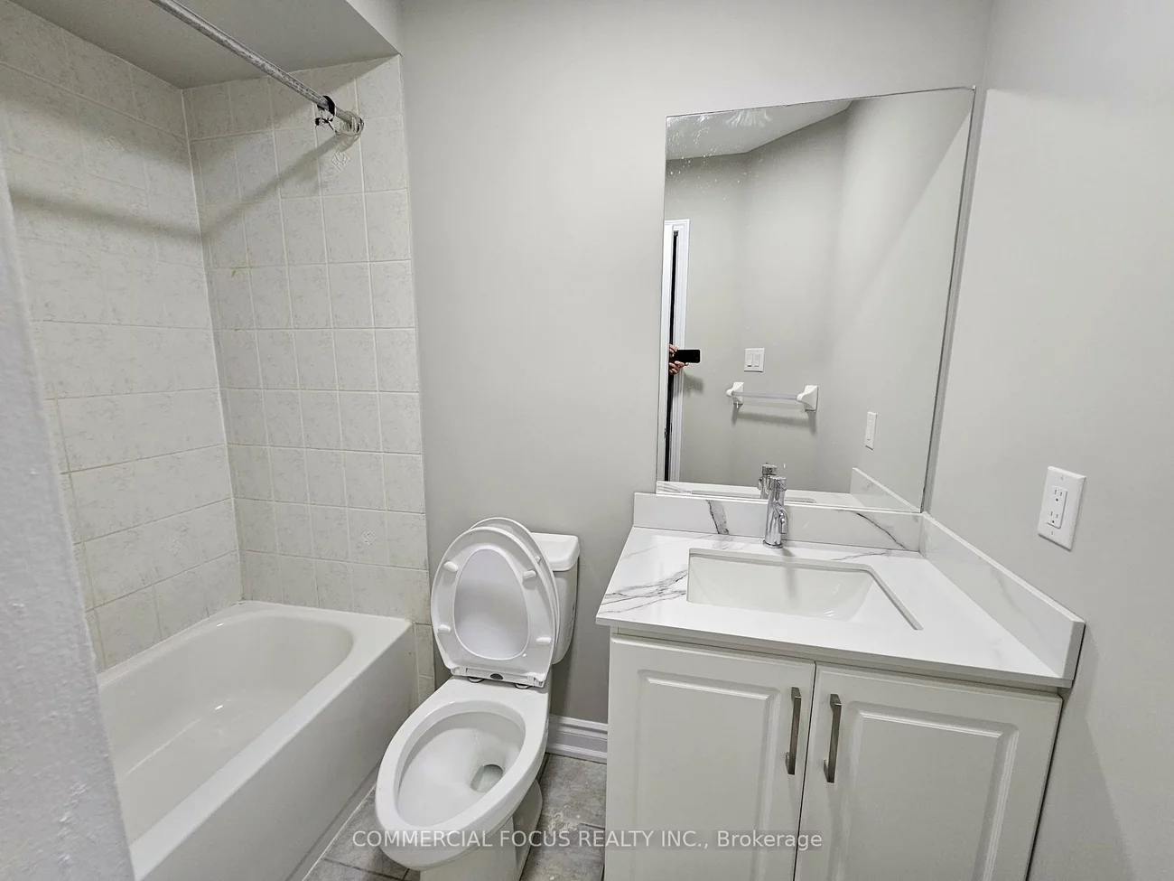 5672, Volpe, East Credit, Mississauga