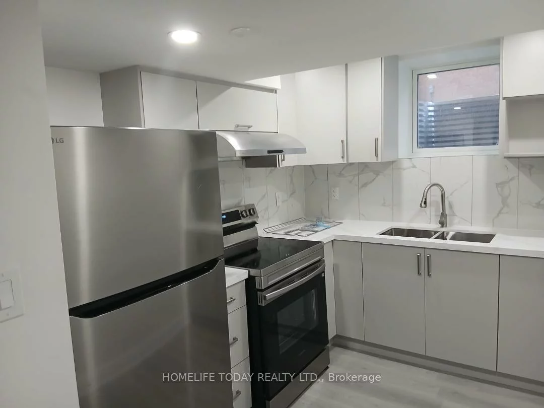 1325, Beauty Bush, East Credit, Mississauga