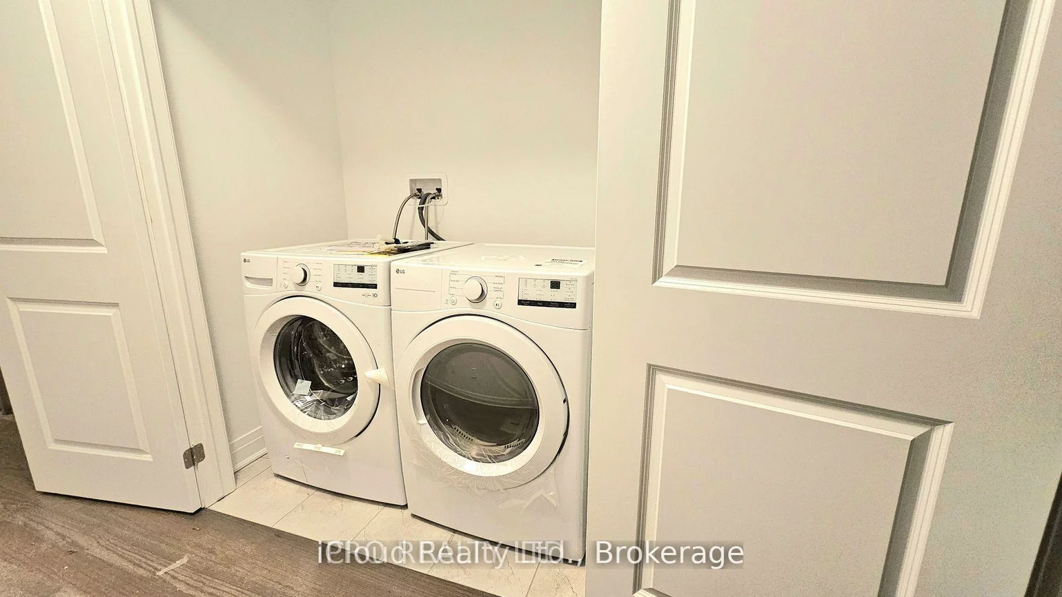 5173, Zionkate, Churchill Meadows, Mississauga