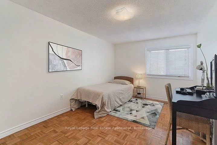 4302, Shelby, Rathwood, Mississauga