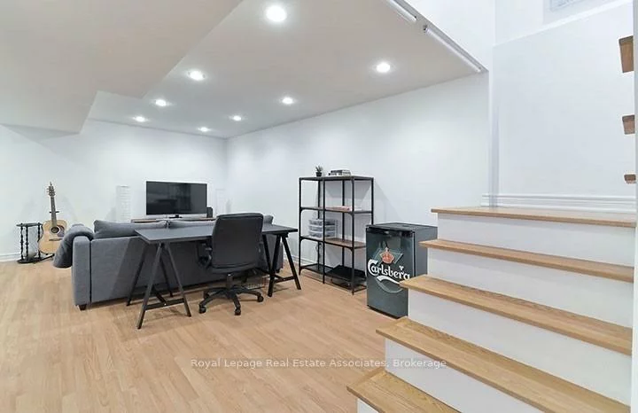 4302, Shelby, Rathwood, Mississauga