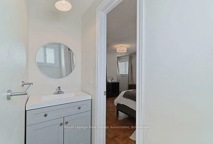 4302, Shelby, Rathwood, Mississauga