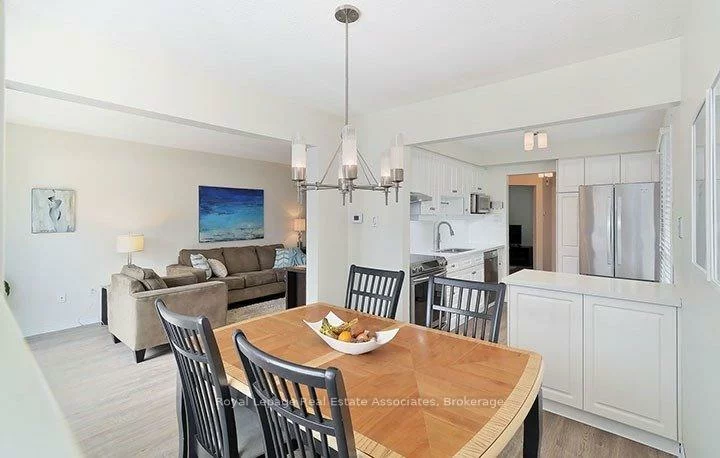 4302, Shelby, Rathwood, Mississauga