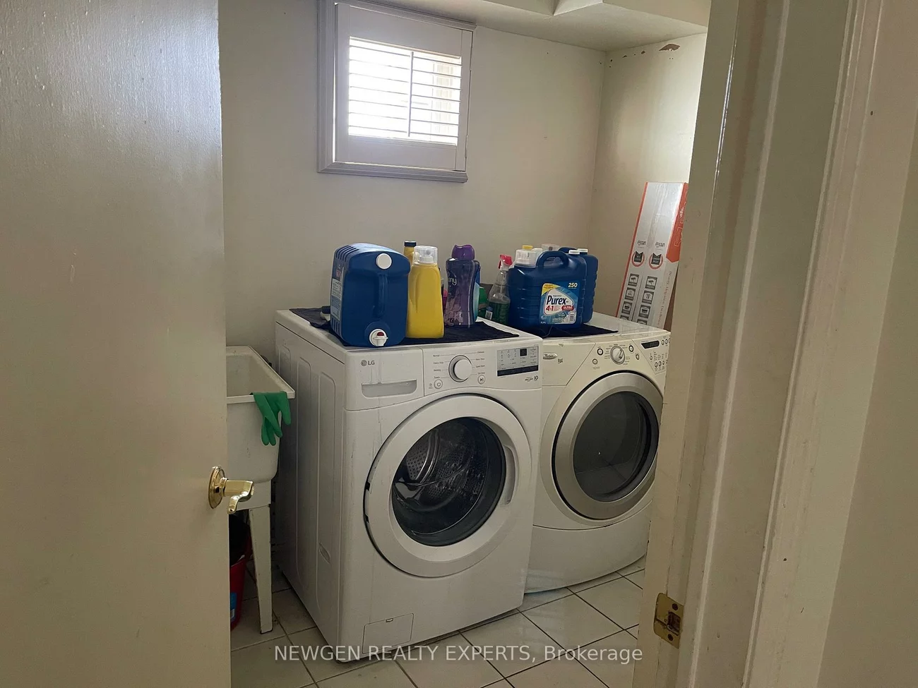 5103, Rising Star, Hurontario, Mississauga