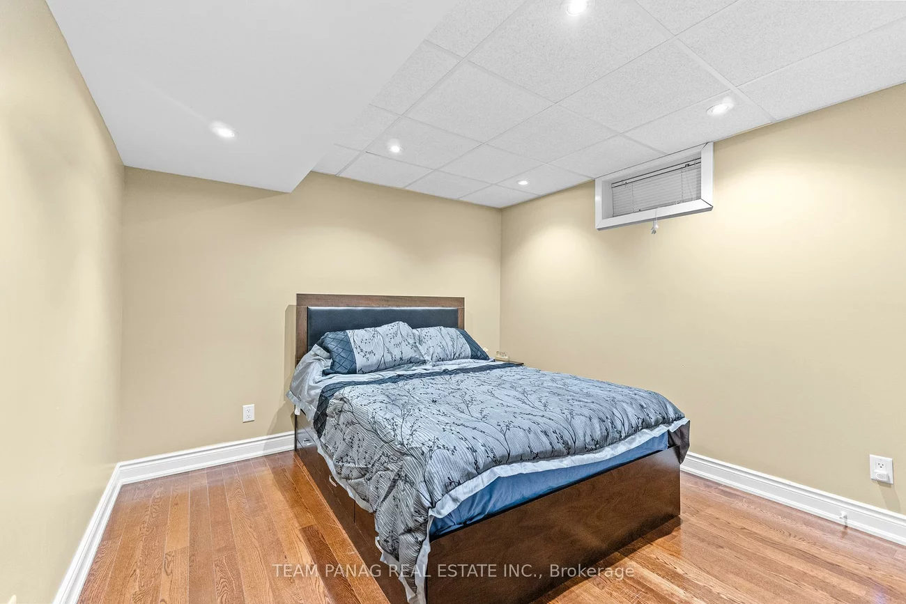 5358, Flatford, East Credit, Mississauga