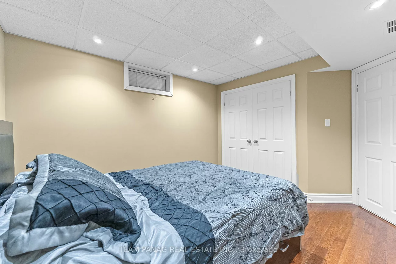 5358, Flatford, East Credit, Mississauga