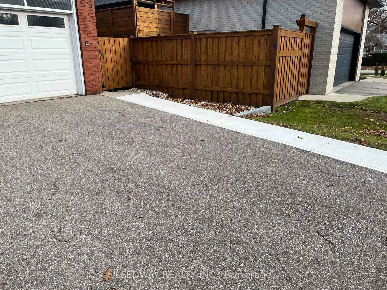 2247, Haltyre, Lakeview, Mississauga