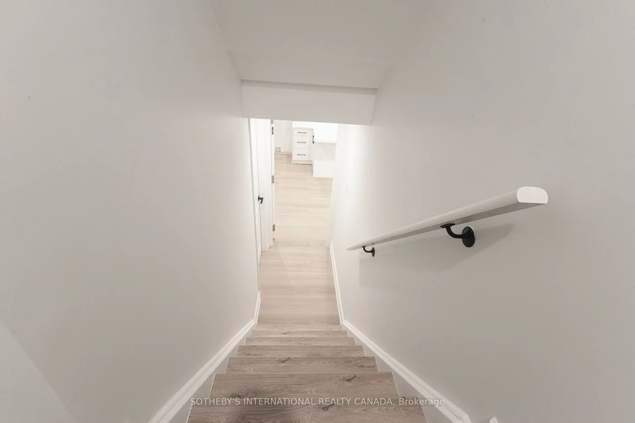 1182, Blueheron, East Credit, Mississauga