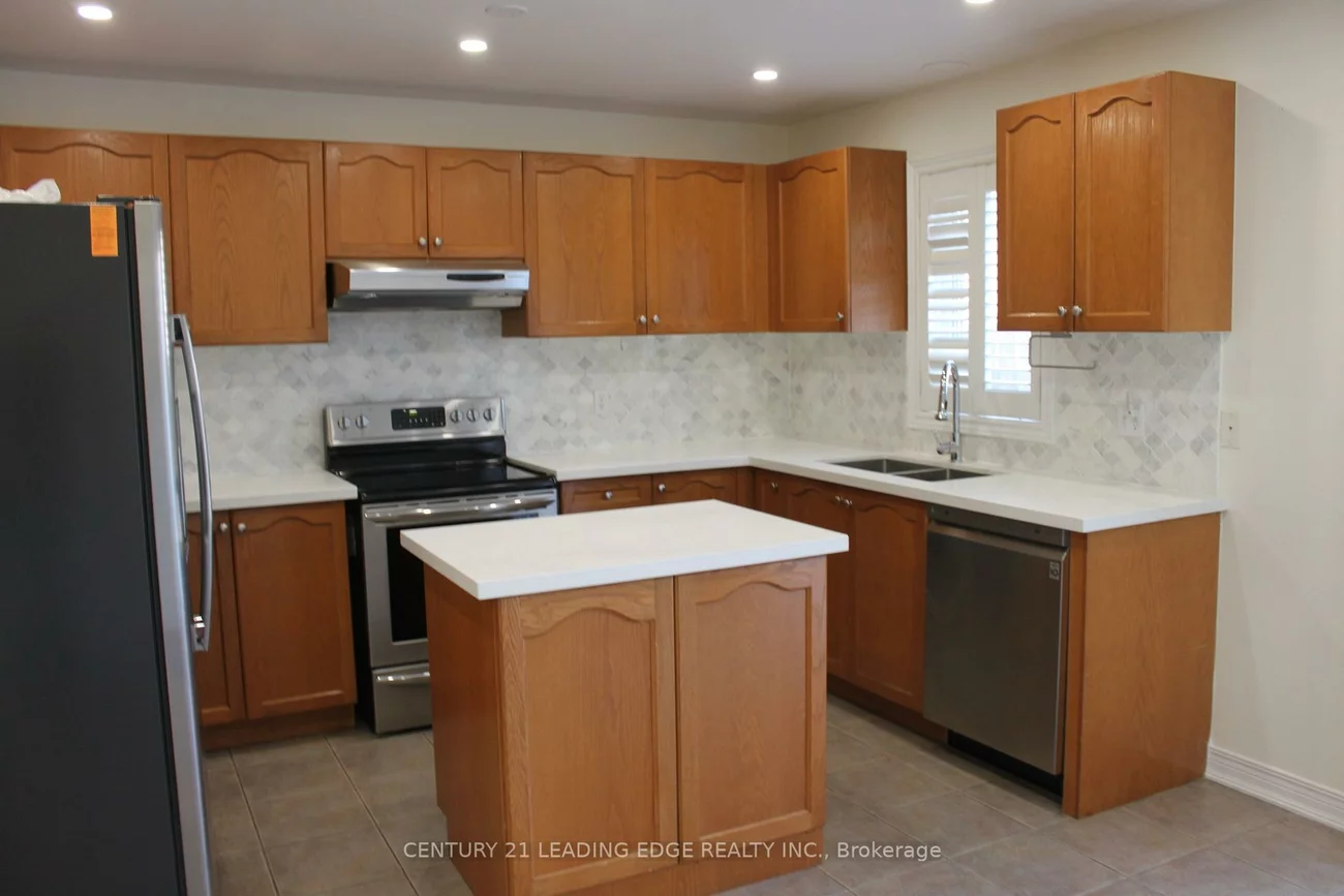 424, Oaktree, Meadowvale Village, Mississauga