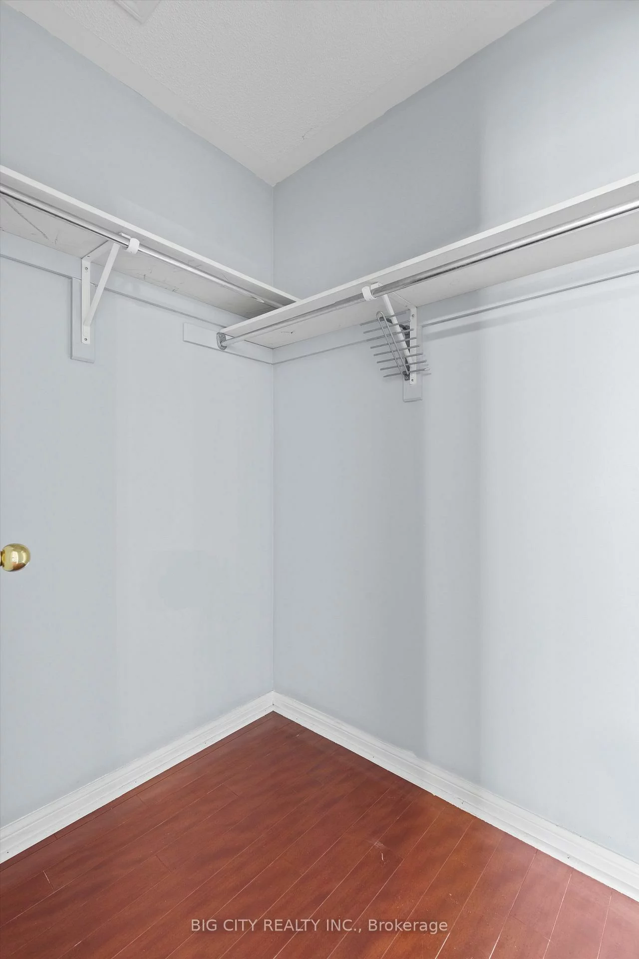 1419, Weir, East Credit, Mississauga